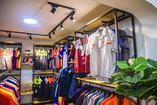 新生校服购买指南 集赞赢校服优惠惊喜