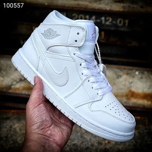 2024年天津潮鞋零售渠道趋势分析